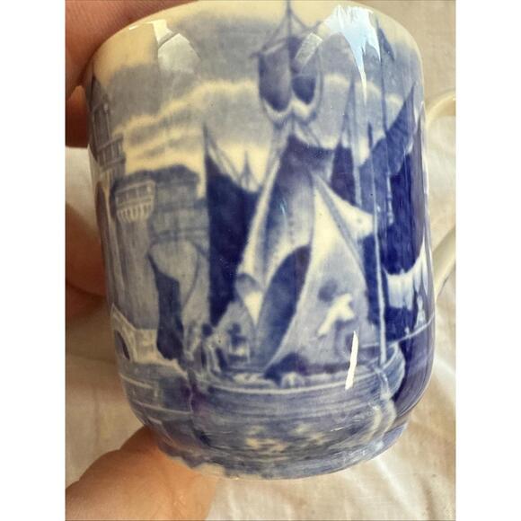 Antique Wedgwood Ferrara Demitasse Teacup & Saucer Blue Ships Floral England - Picture 5 of 15